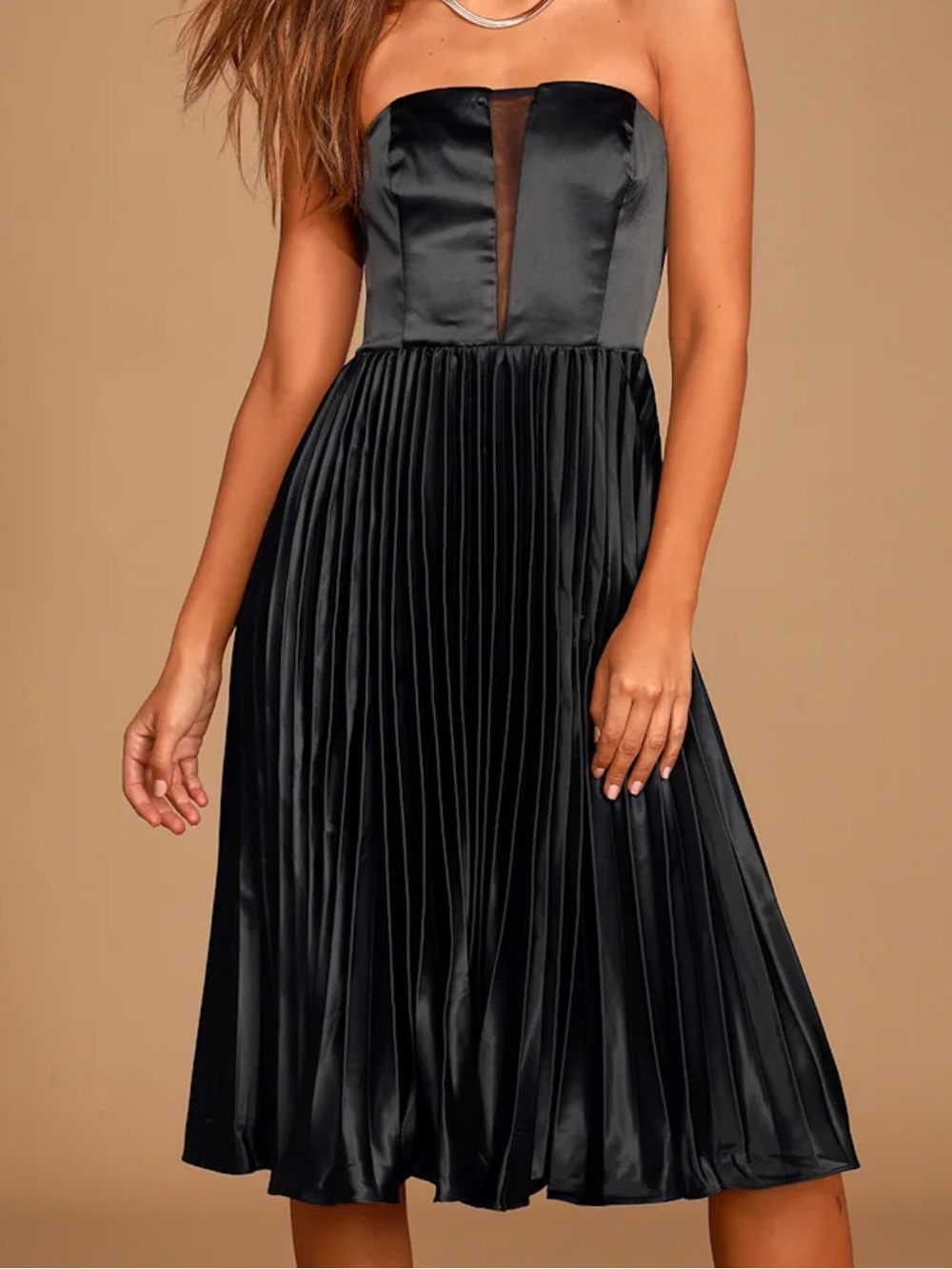 Lulu's Black Strapless Pleated Midi Dress